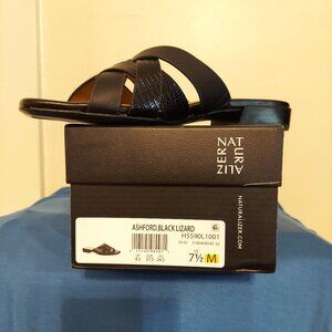 NIB Naturalizer "Ashford" Black Leather Low Heeled Slip On Sandals 7.5M